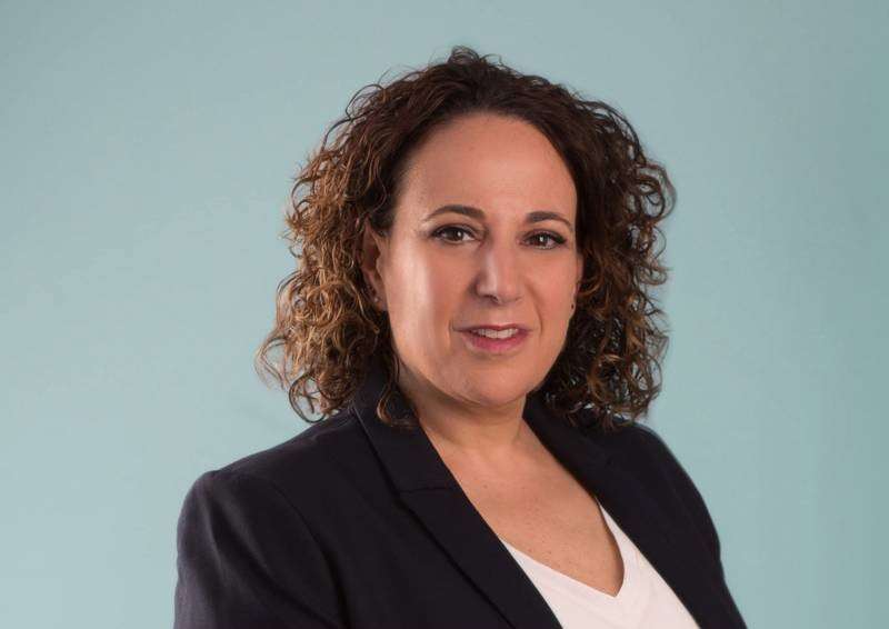 Lara Nyman Headshot 2